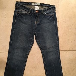 Gap Original Low Rise Capri Jeans